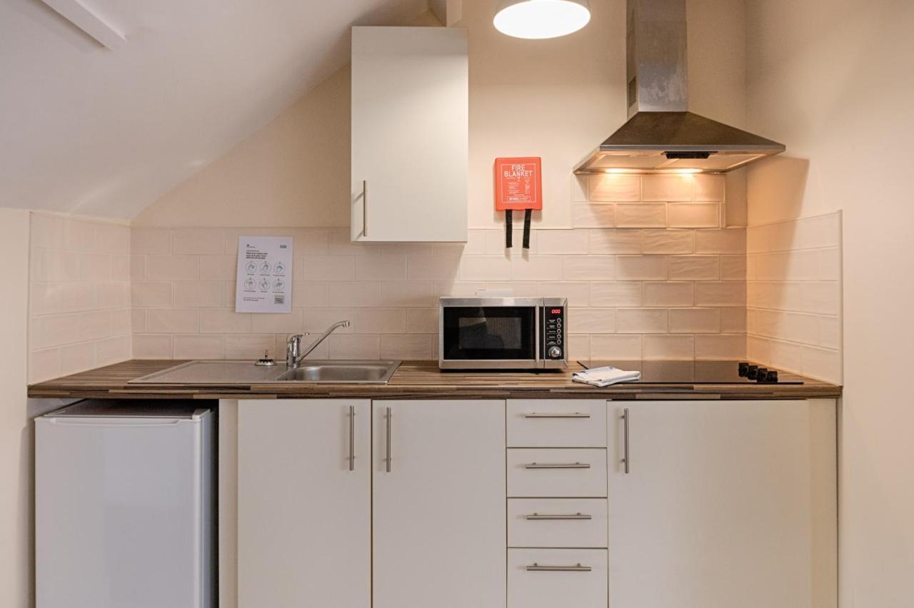 Alexandra House Apartment Суонзи Екстериор снимка